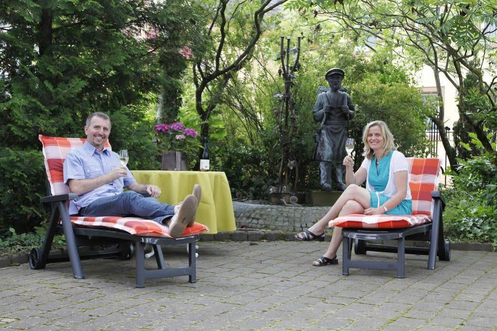 Landhotel Sonnenhof Siebeldingen Bagian luar foto